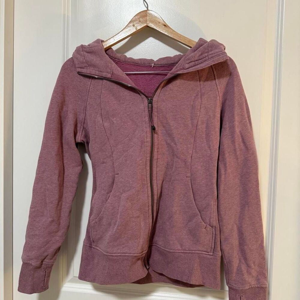 Lululemon Women's Pink and Purple Hoodie